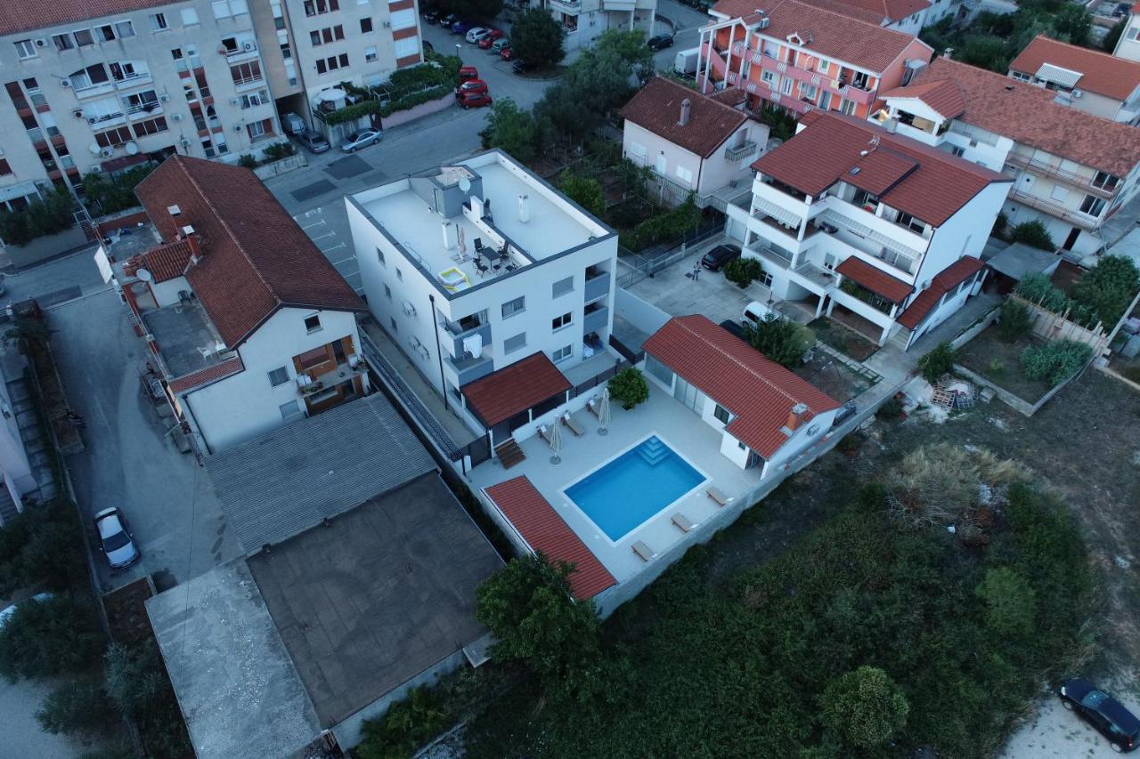 Apartment Zara - Luxury Apartment With Private Pool Zadar Exterior foto