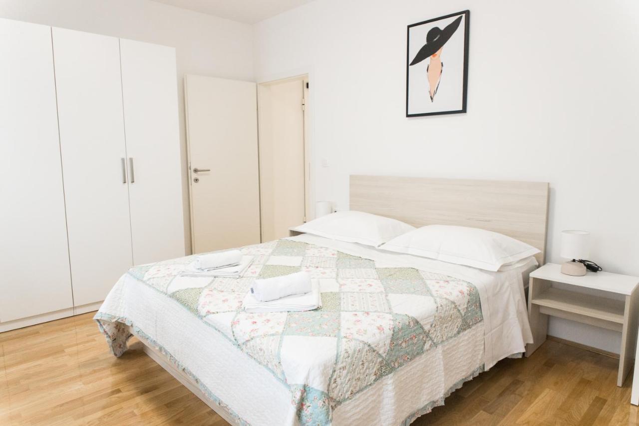 Apartment Zara - Luxury Apartment With Private Pool Zadar Exterior foto