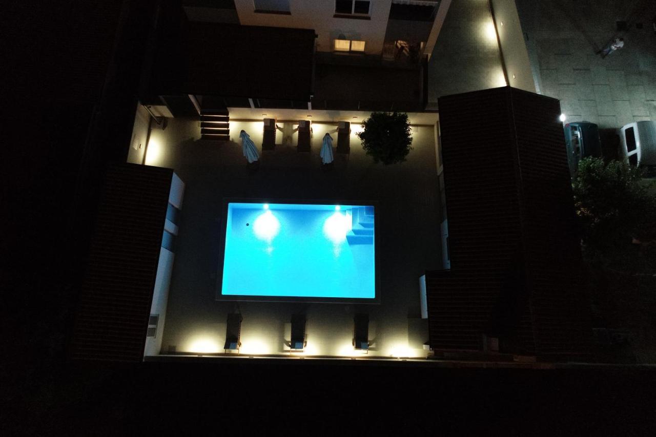 Apartment Zara - Luxury Apartment With Private Pool Zadar Exterior foto
