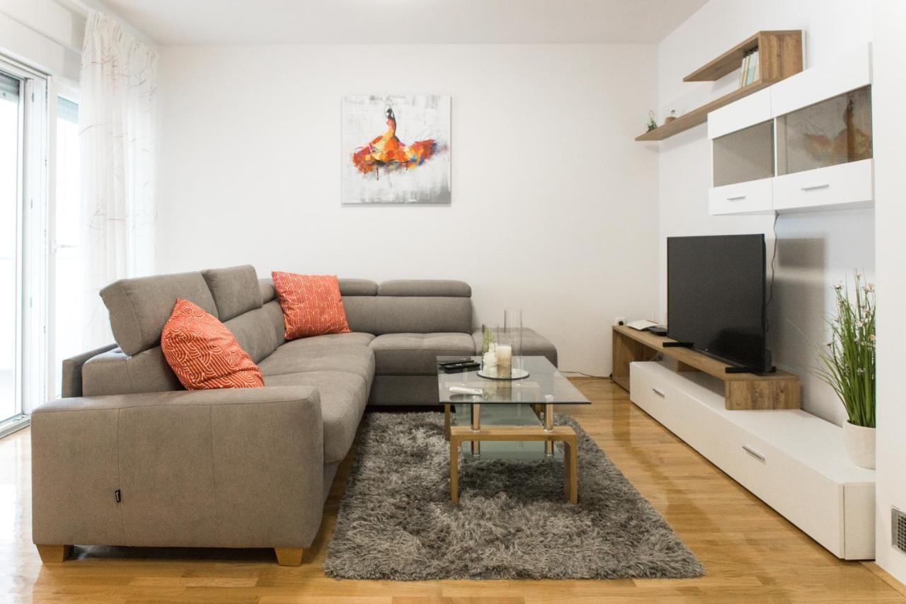 Apartment Zara - Luxury Apartment With Private Pool Zadar Exterior foto